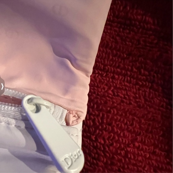 Dior Makeup Bag - Picture 8 of 9